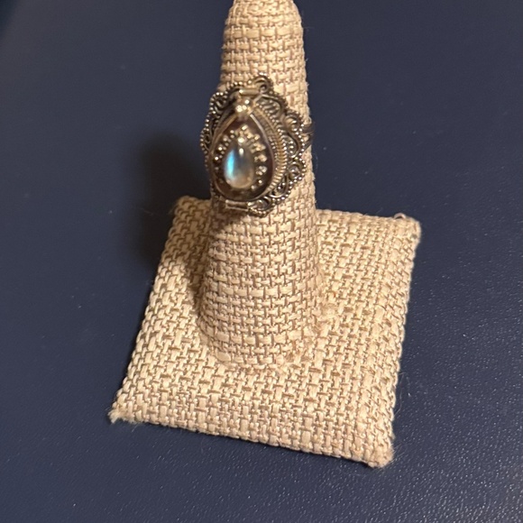 Poison Box Ring - Picture 4 of 4